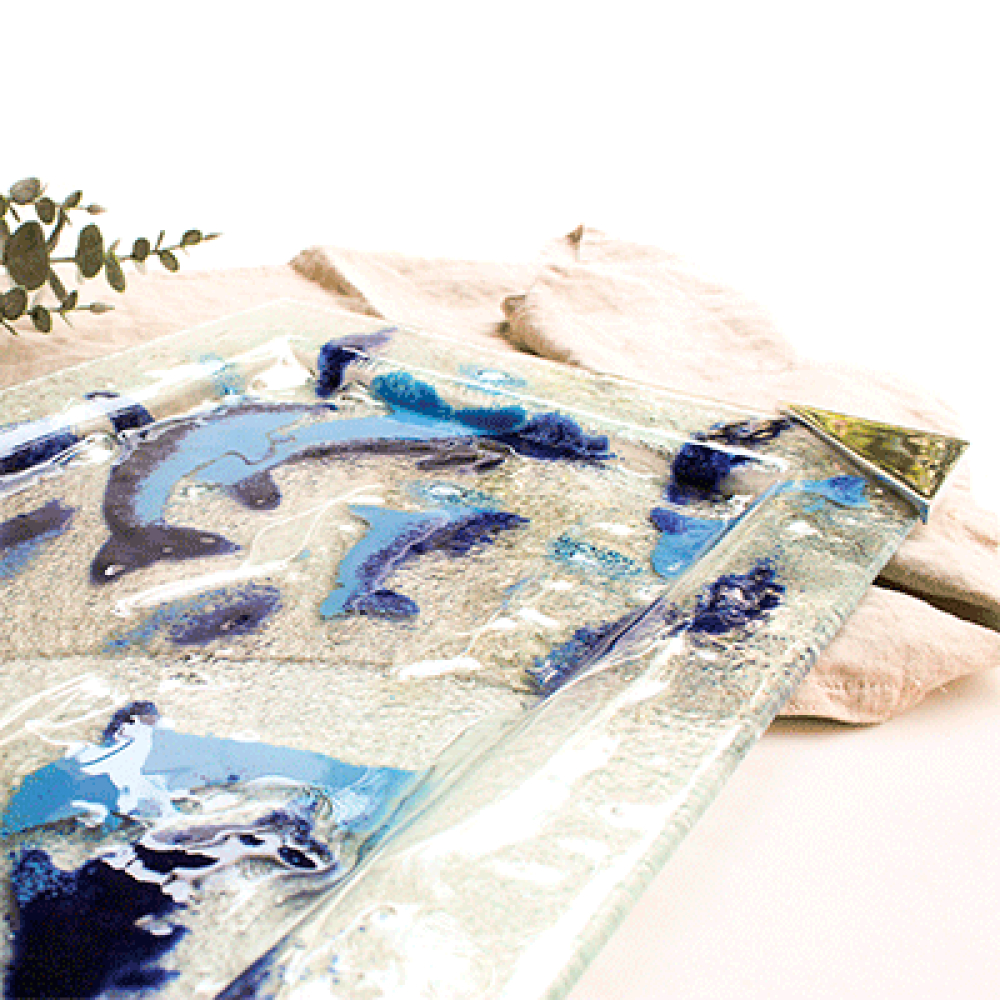 Big serving platter delfines