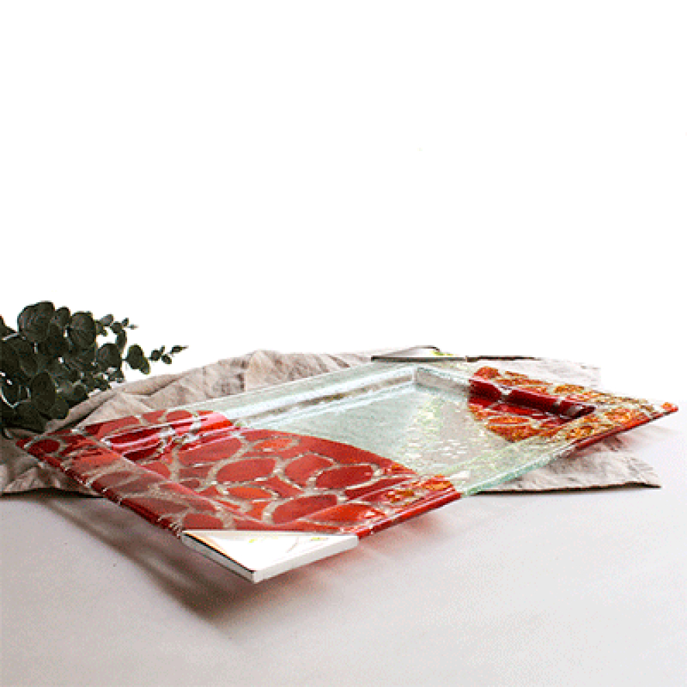 Big serving platter hojas rojas
