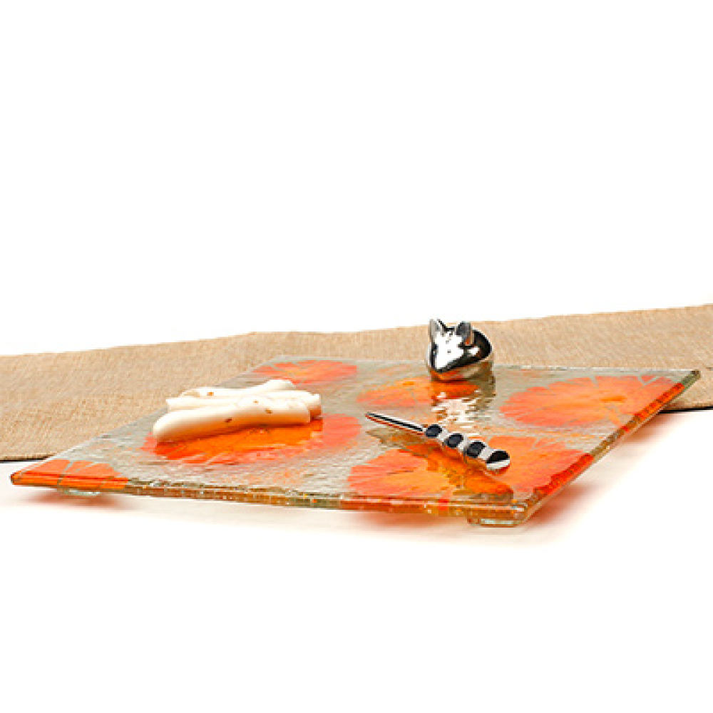 hojas oto&ntilde;ales serving board