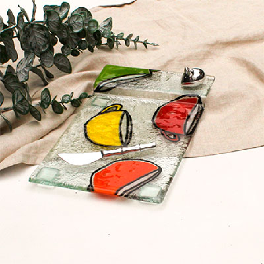 tacitas small serving board