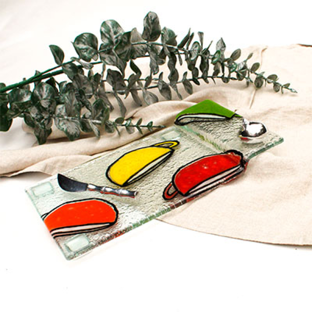 tacitas small serving board