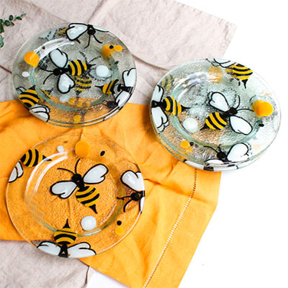 set x 4 appetizer & dessert plates abejas